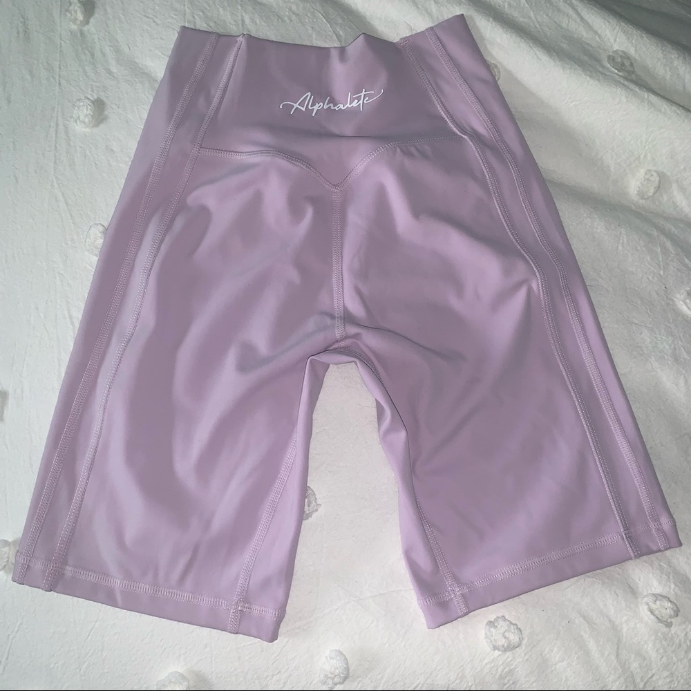 alphalete pulse kinetic short - lavender